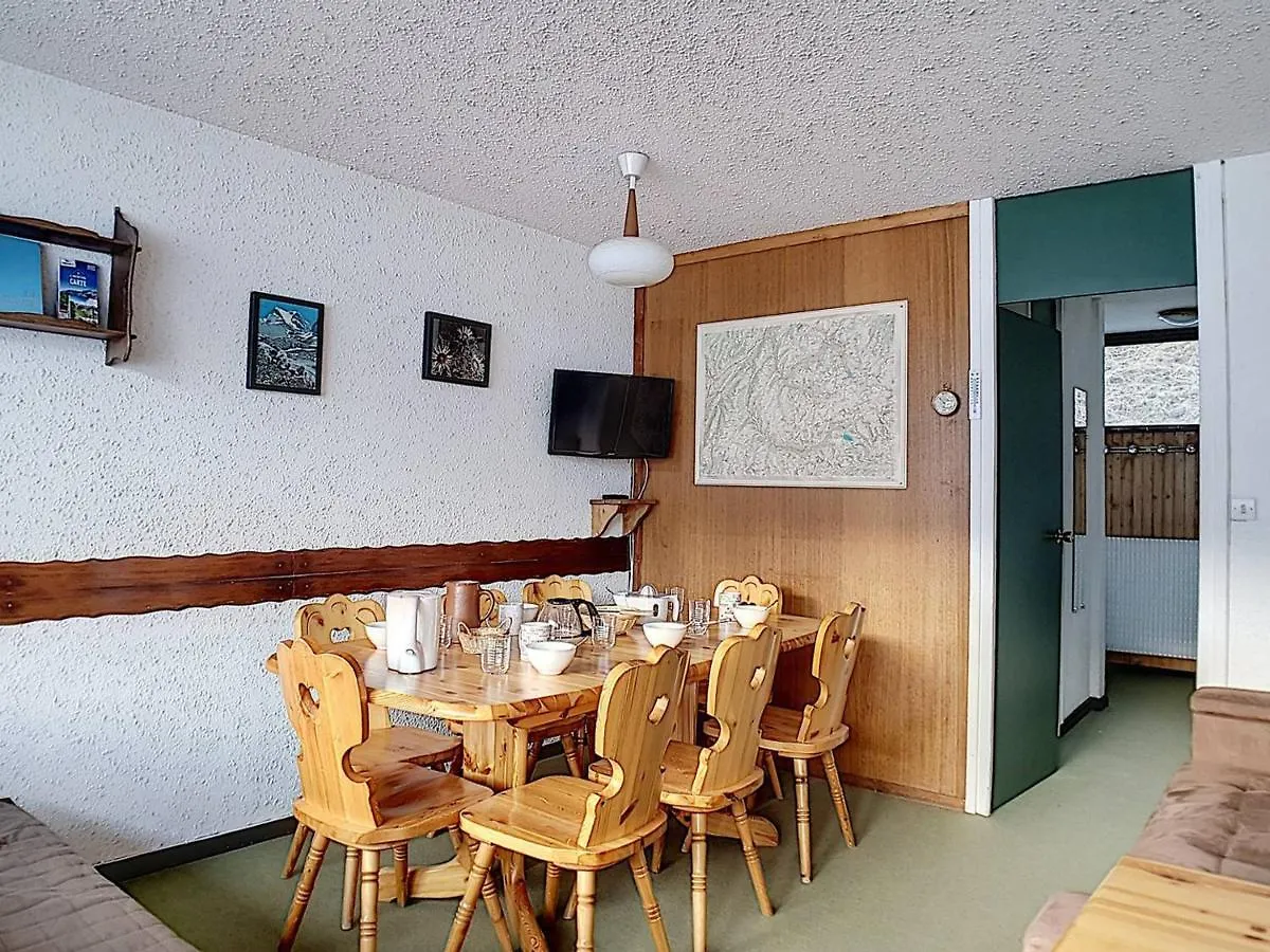 Appartement Skis Aux Pieds Avec Balcon Et 2 Chambres - Fr-1-344-1037 Saint-Martin-de-Belleville 0*,  France