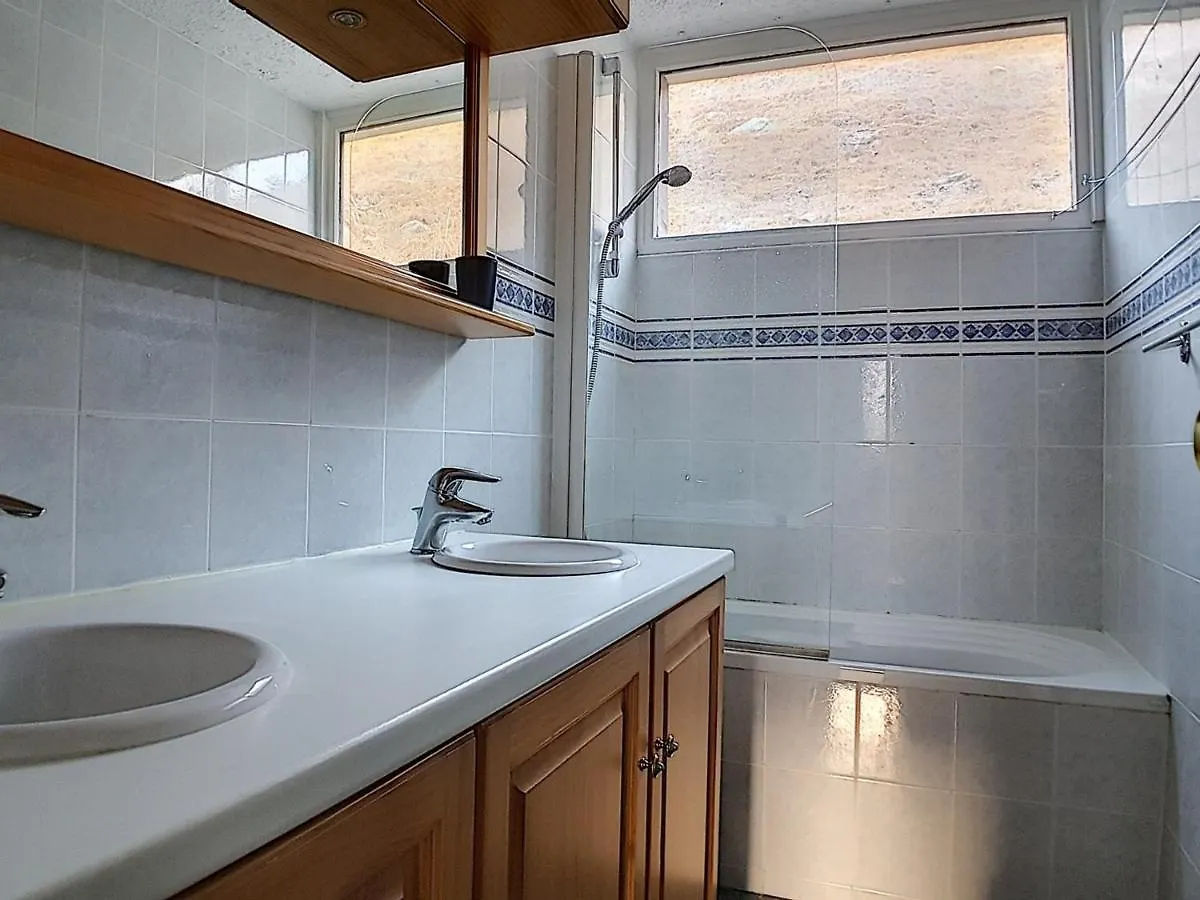 Appartement Skis Aux Pieds Avec Balcon Et 2 Chambres - Fr-1-344-1037 Saint-Martin-de-Belleville Apartment
